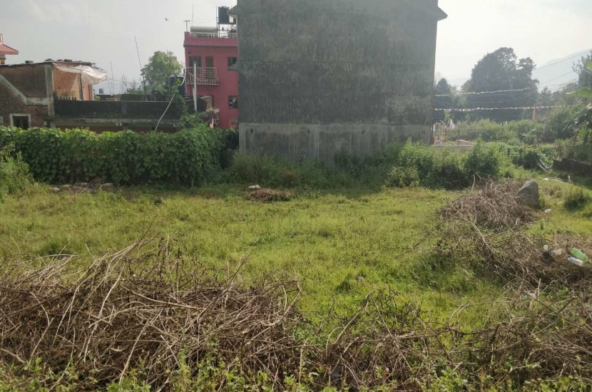 Land on Sale in Naranthan